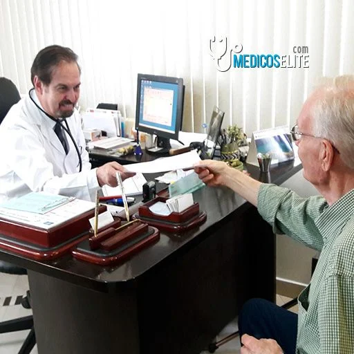 Dr aulestia quito adulto mayor