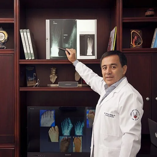 dr-patricio-robles-cirugia-pie dr-patricio-robles-cirugia-pie